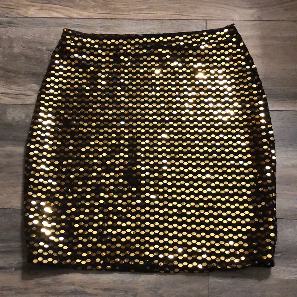 Black and gold sequin skirt